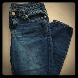 Lauren Conrad Capri Jeans